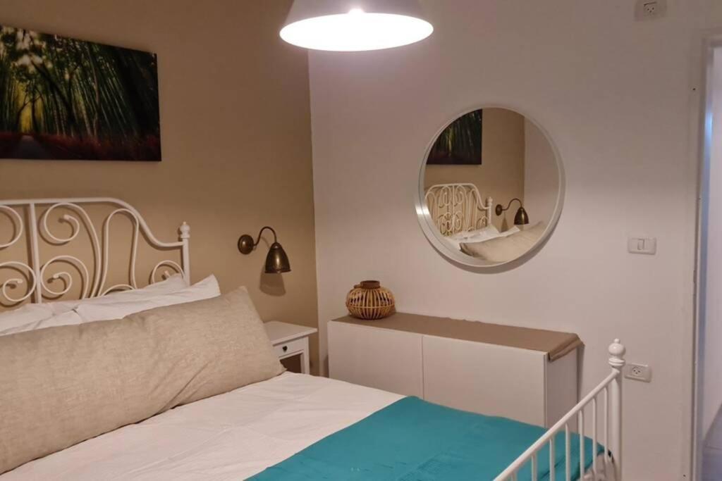 נוף הארבל עם חלון לכינרת Apartment มิกดาล ภายนอก รูปภาพ